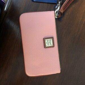 Dooney & Bourke Blush Leather Zip Wallet